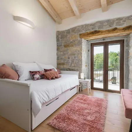 Casa Olika * Buzet